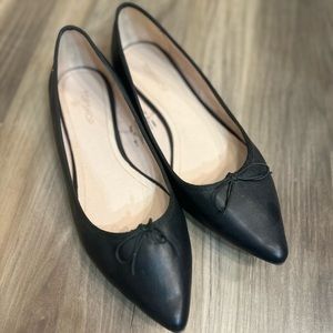 Women flat size 7